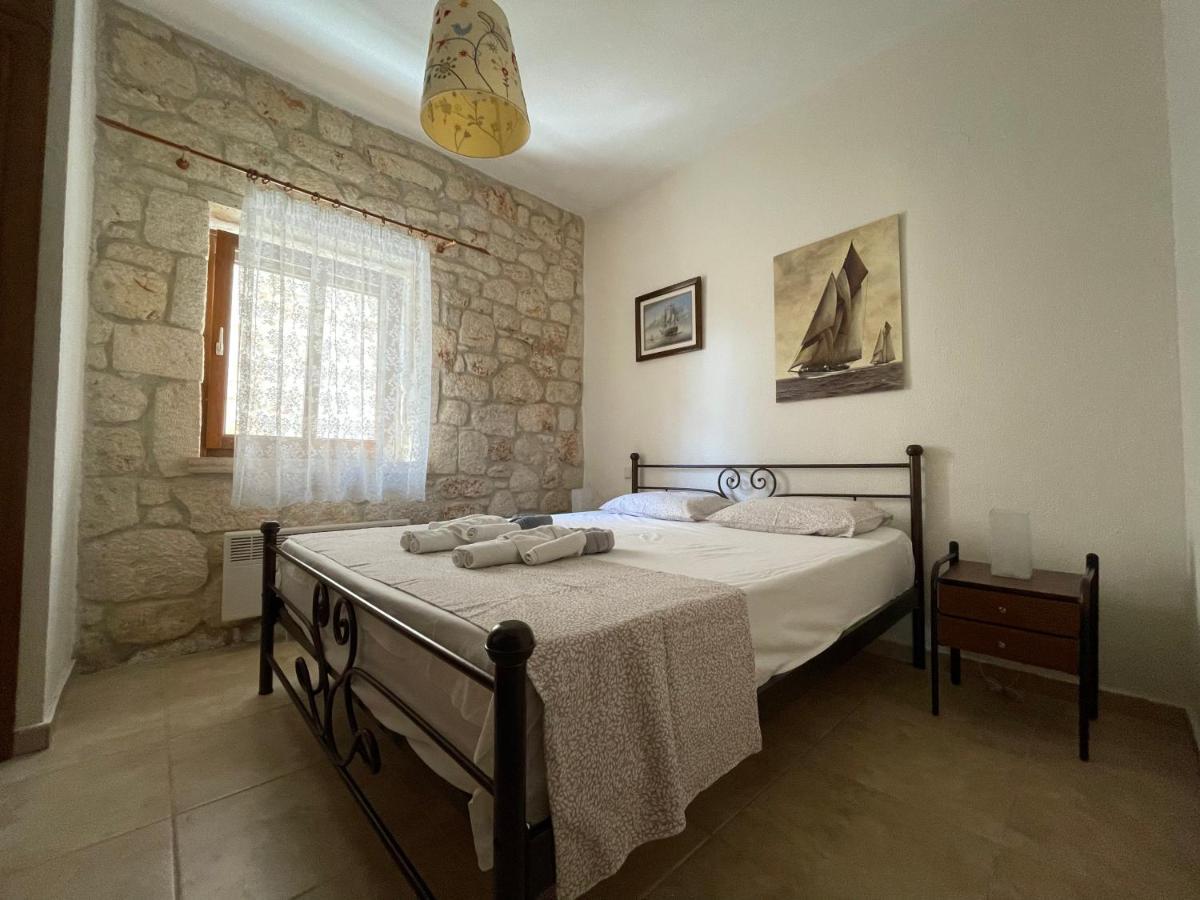Jordan'S Stone House Villa Siviri Bagian luar foto
