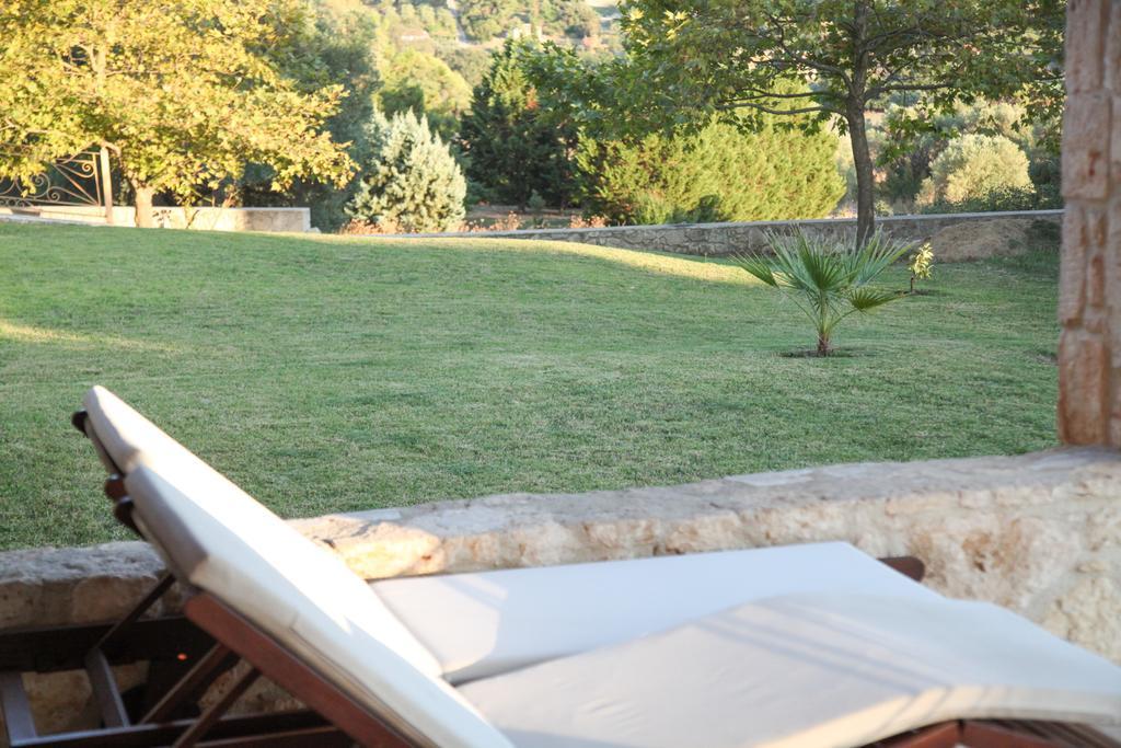Jordan'S Stone House Villa Siviri Bagian luar foto