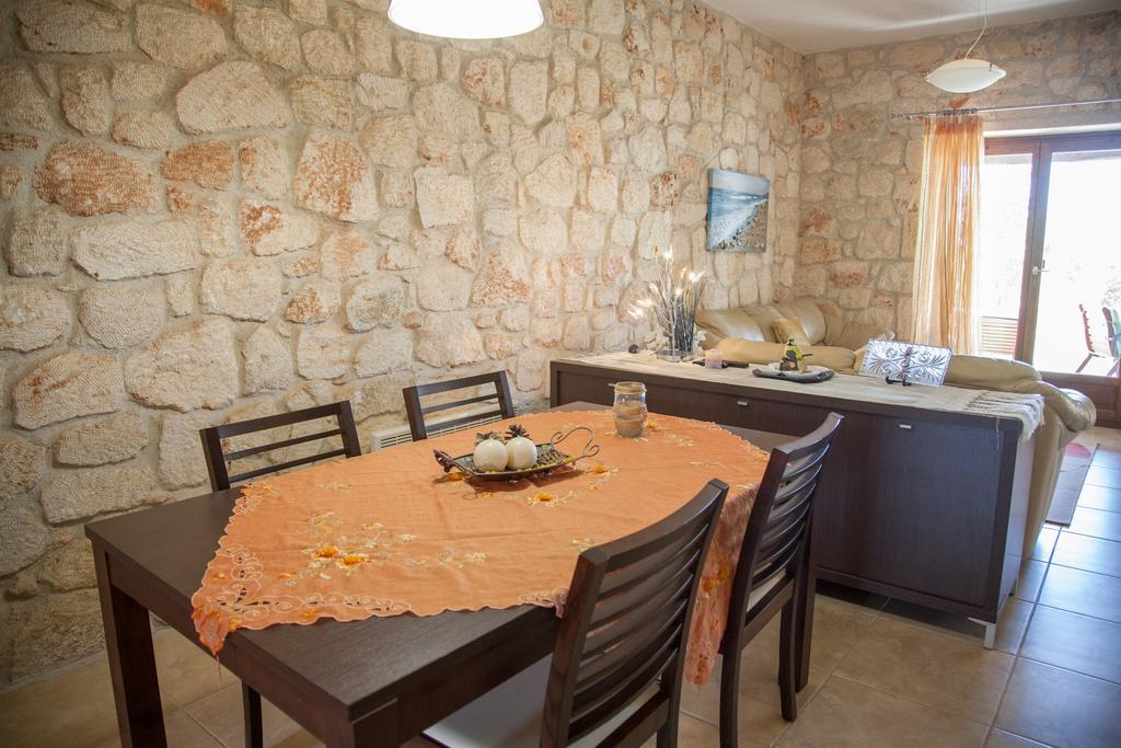 Jordan'S Stone House Villa Siviri Bagian luar foto