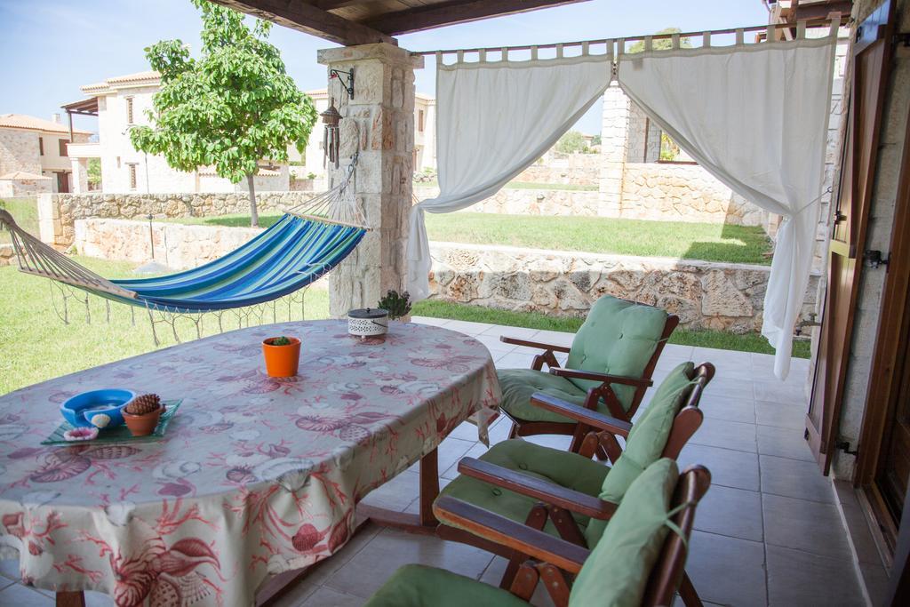 Jordan'S Stone House Villa Siviri Bagian luar foto