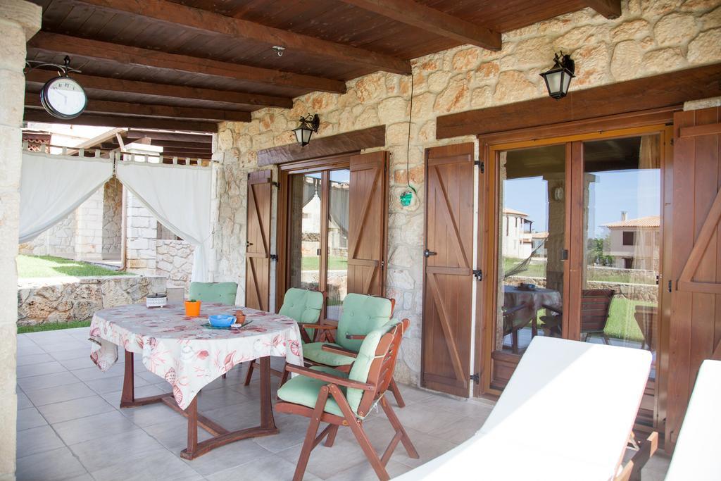 Jordan'S Stone House Villa Siviri Bagian luar foto